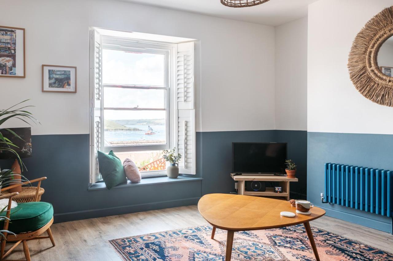 Stunning Views Over The Beautiful Falmouth Harbour Exteriér fotografie
