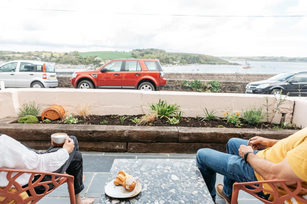 Stunning Views Over The Beautiful Falmouth Harbour Exteriér fotografie