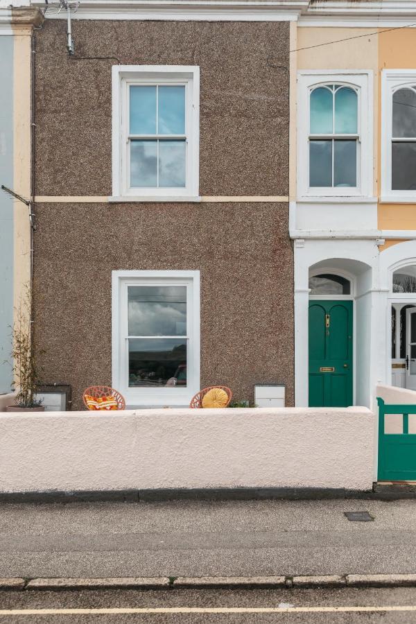 Stunning Views Over The Beautiful Falmouth Harbour Exteriér fotografie